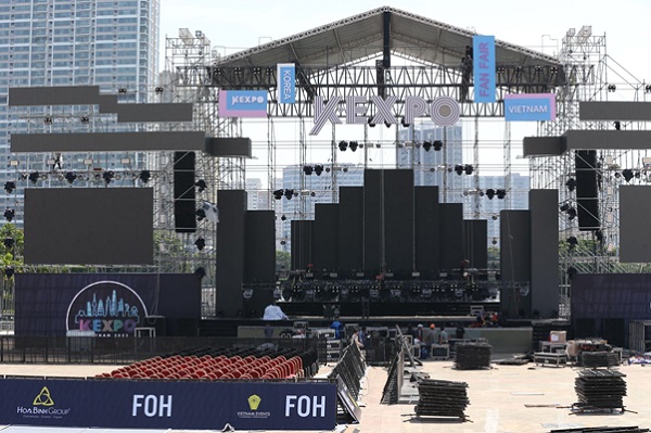  Hòa Bình Events set up âm thanh ánh sáng cho K-EXPO Concert