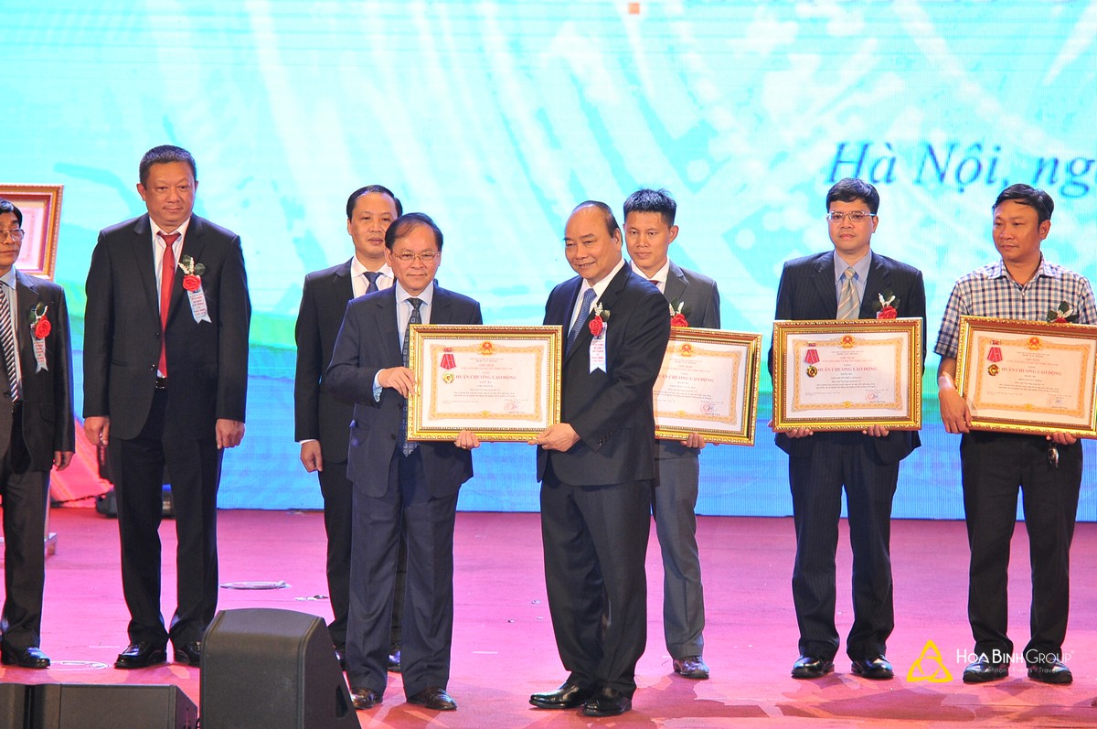 Lễ kỉ niệm 50 năm xây dựng và phát triển bệnh viện Nhi Trung Ương và đón nhận huân chương lao động hạng Nhì- Ảnh 9