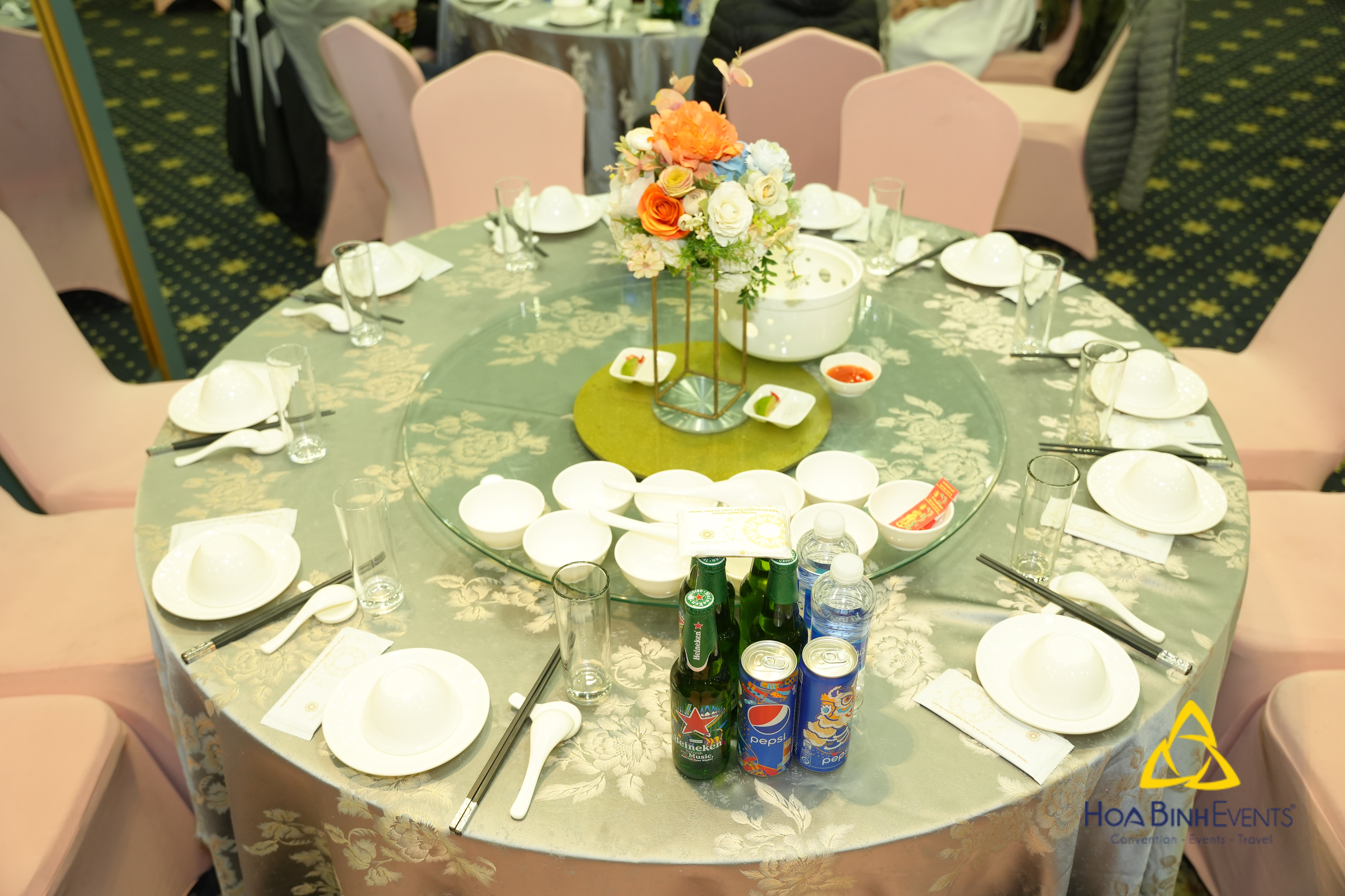 Hình ảnh nơ ghế Banquet